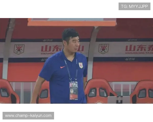 本土代理主帅斗法 韩鹏邓卓翔场边指挥受关注