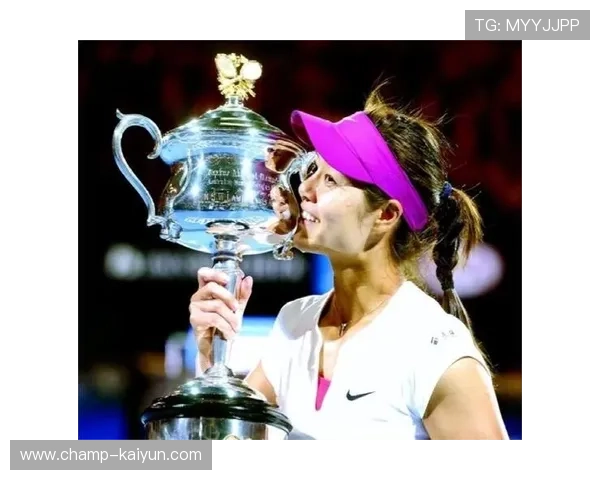 李娜自述5岁转练网球经历，法网夺冠圆梦大满贯